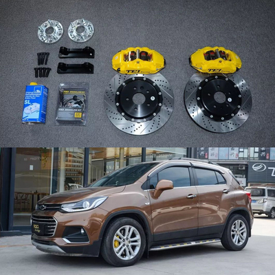 comprare 4 Piston Racing Caliper Chevrole Big Brake Kit 355*28 MM High Carbon Disc Racing And Brake Pads For Trax 17 Inch Rim fabbricazione online