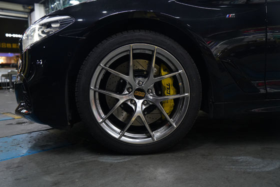 comprare BMW F10 F11 F07 F18 S60 6 Piston Forged Caliper Brake Kit 20 pollici Ruota anteriore fabbricazione online